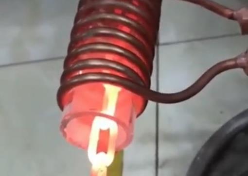 高频淬火机对铁链链条加热淬火回火