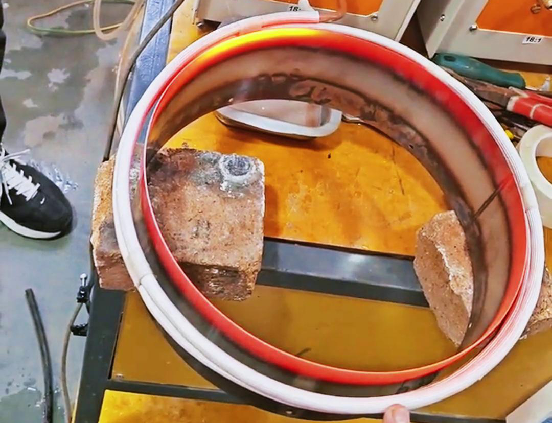 海拓高频加热机助力锅具生产工厂不锈钢钢管加工