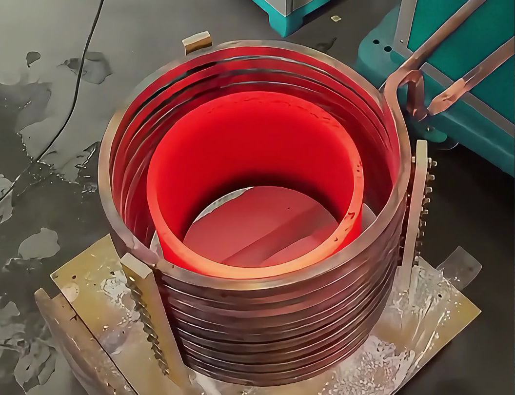 海拓中频熔炼炉加热过程曝光！核心线圈测试解密工业神器