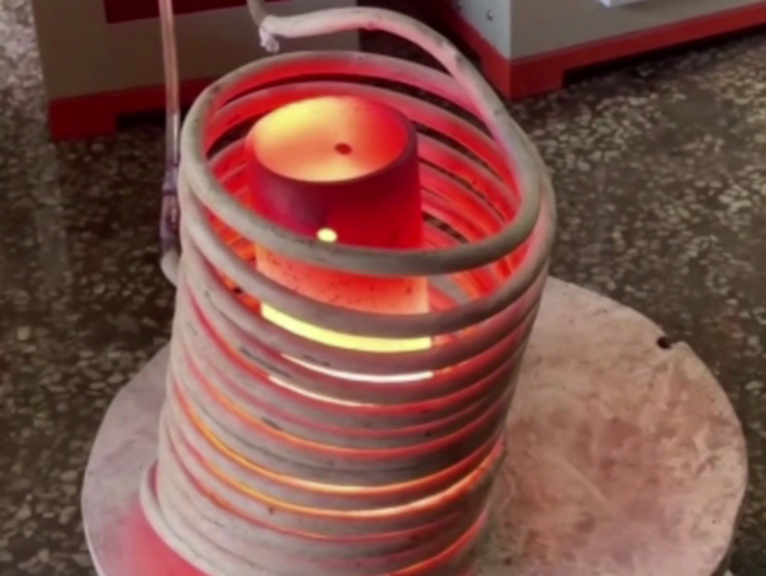 轻松加热1000度！高频机高效加热全过程展示